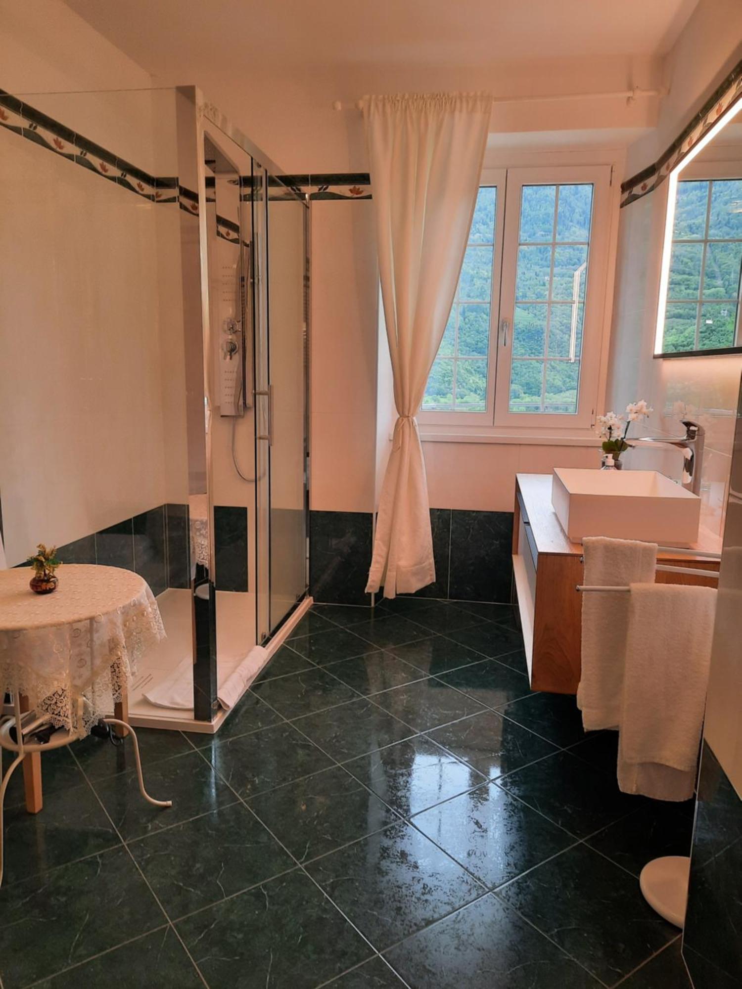 Bianzone B&B Il Grappolo מראה חיצוני תמונה